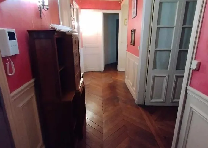 Chambre Spacieuse - Trocadero